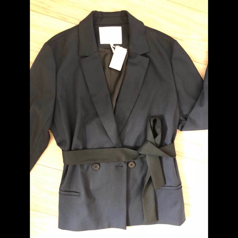Maje brand new belted blazer size 40